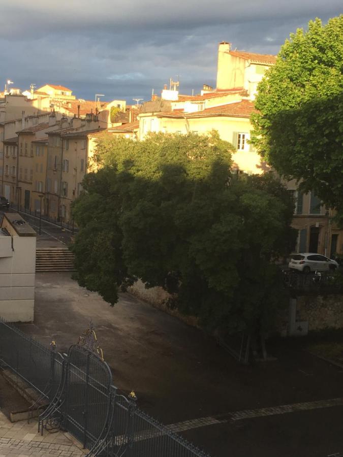 Appartement Cosy Et Lumineux En Coeur De Ville Aix-en-Provence Dış mekan fotoğraf